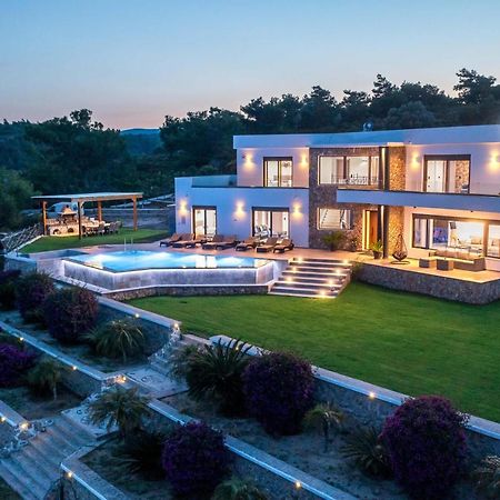 Villa Indira Kalithies Esterno foto