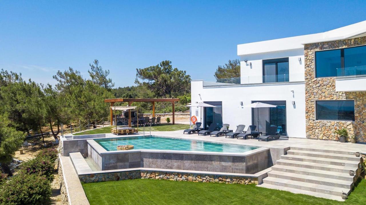 Villa Indira Kalithies Esterno foto